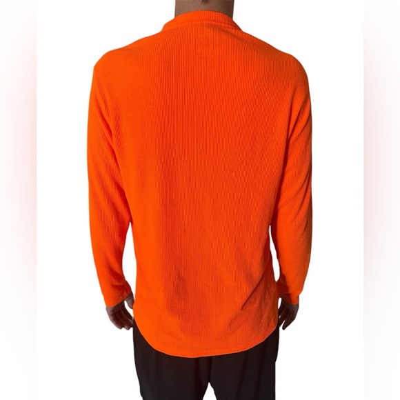Men’s Wrangler Orange Thermal - Picture 2 of 5
